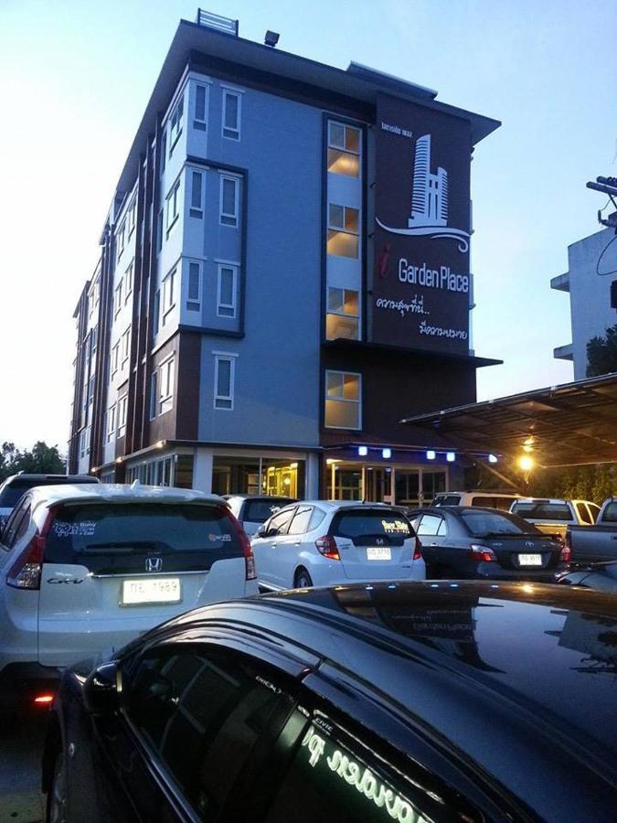 I Garden Place Ban Choho Eksteriør billede